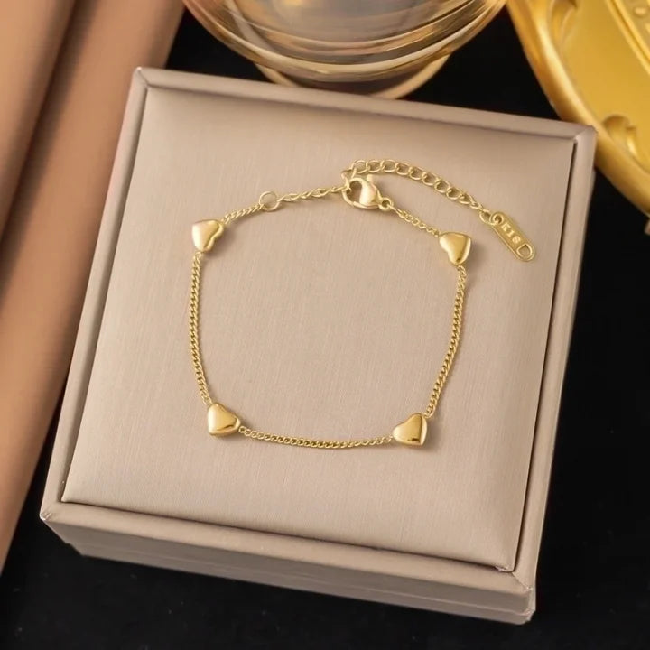 The Amara Bracelet